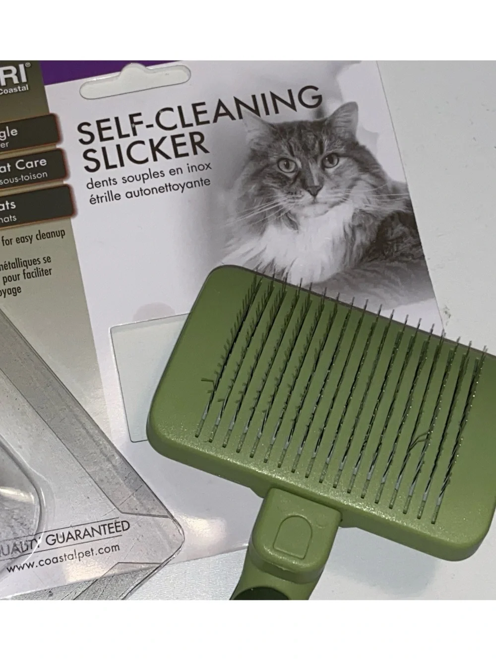 SAFARI Self Cleaning Slicker Brush for Cats - Grooming, Cat Care